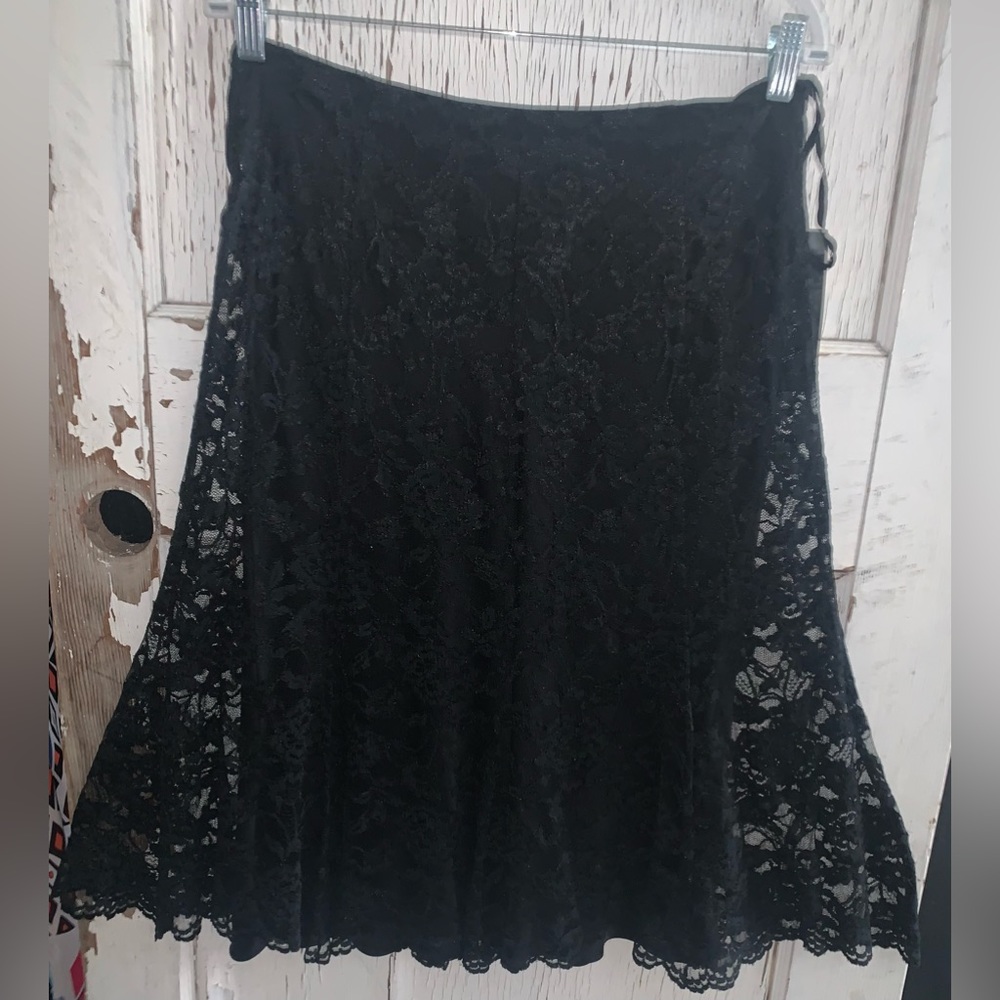 JONES NY Black Lace Overlay MIDI Skirt-NWT - Picture 3 of 6